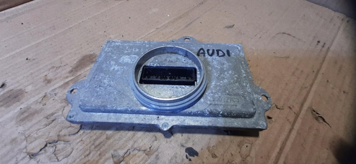 MODULE CONVERTISSEUR FEUX LED GOLF VII 5F0941472A