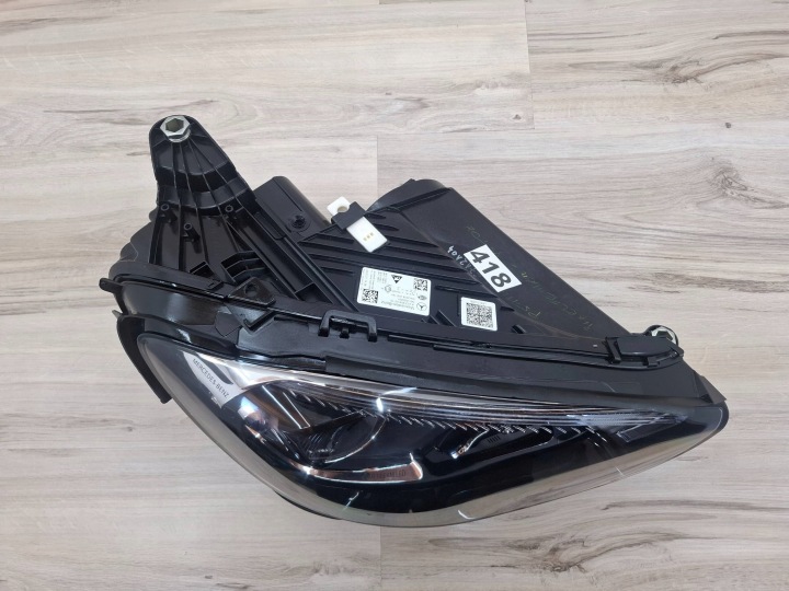 LAMPA,REFLEKTOR DROIT AVANT MERCEDES-BENZ E W213 A2139060210, COMPLET LED