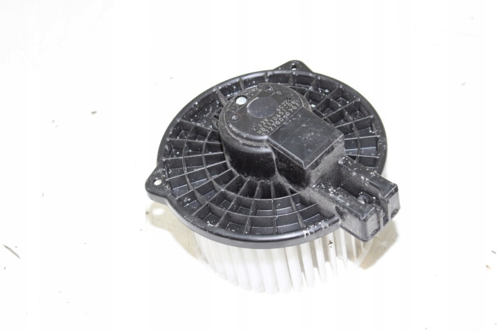 MAZDA III MAZDA CX5 VENTILATEUR VENTILATEUR RÉCHAUFFEURS CONDUIT D'AIR 872700-0701