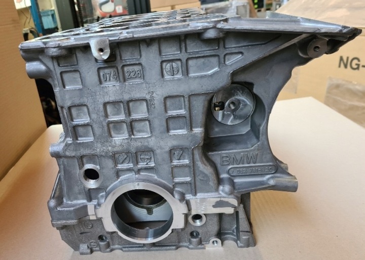 BLOC MOTEUR BOÎTE BIELLE BMW E81 7552781-B20 NEUF ORIGINAL
