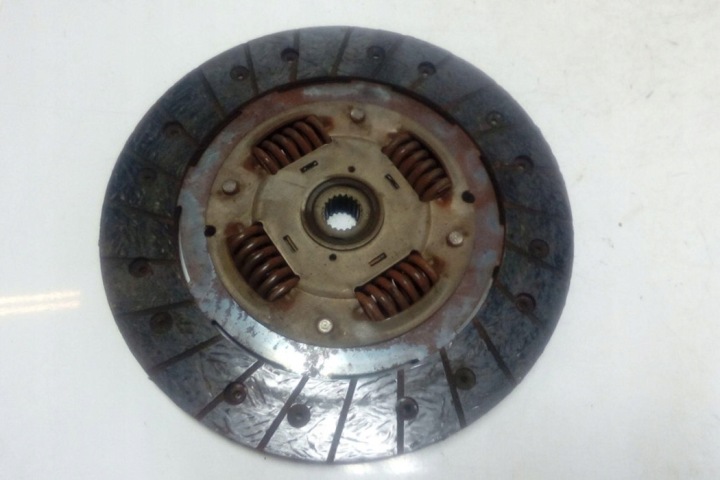 ENSEMBLE ADHÉRENCE FIAT 500 C (312_) 46470371 1.24L GASOLINE 51KW 2011