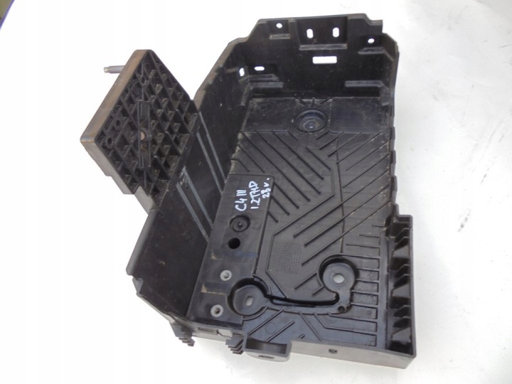 SUPPORT BATTERIE CHÂSSIS EUROPE CITROEN E-C4 C4 3 III 23R 9830928180
