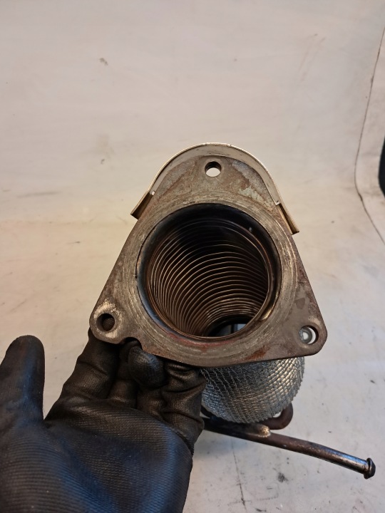 CONNECTEUR FLEXIBLE ÉCHAPPEMENT VOLVO XC60 II HYBRIDE 31439891