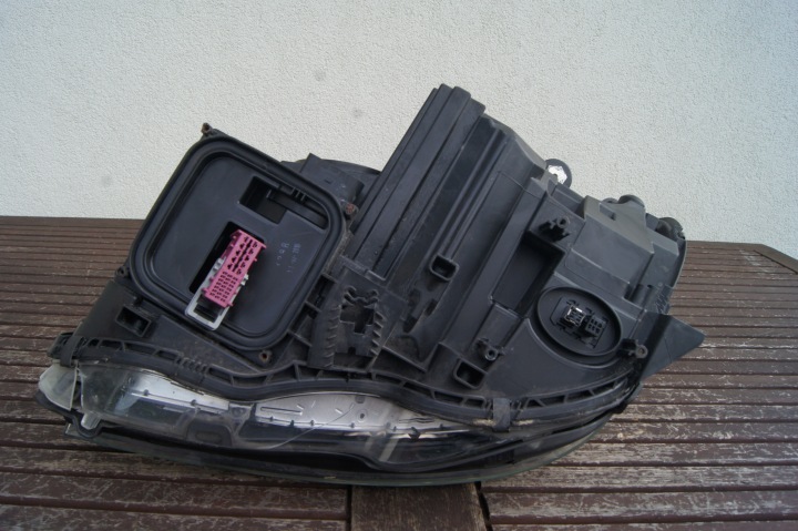 XÉNON MERCEDES C CLASSE 204 LIFT DROITE EUROPE