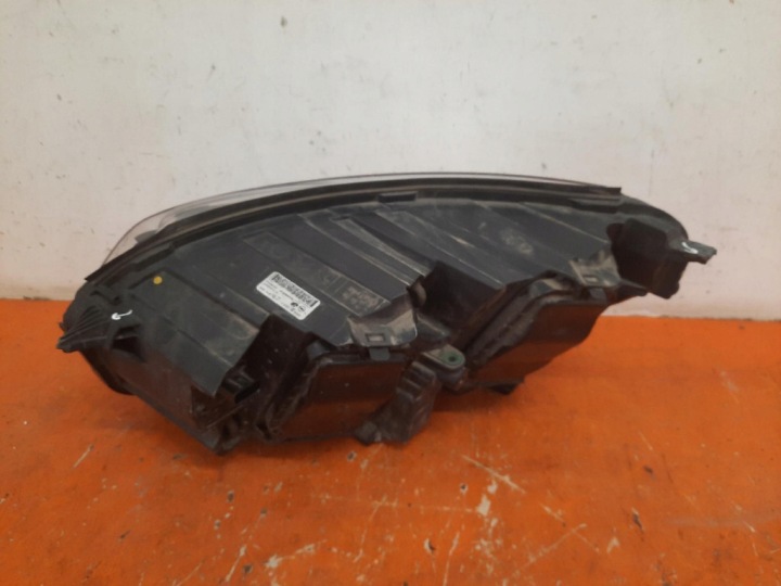 OPEL VIVARO C ZAFIRA LIFE 19- PHARE DROITE PROJECTEUR DROIT 00218274-03