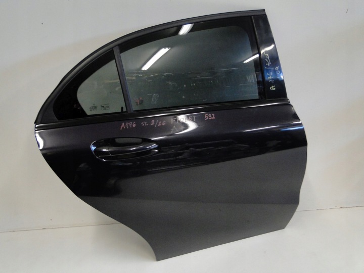 MERCEDES PORTES ARRIÈRE DROIT FIOLETOWE 592 ARRIÈRE DROIT A CLASSE 176 W176
