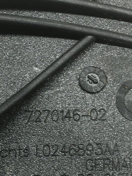 BMW 3 F30 F35 F31 AUTRE PIÈCE CARROSSERIE 7270146 2012 2000CM3
