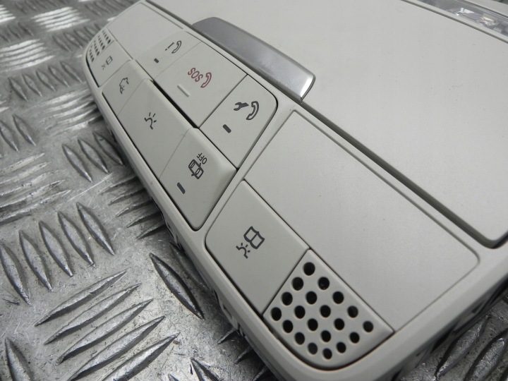 MERCEDES W213 BERLINE AMPOULE CABINES A0009000513