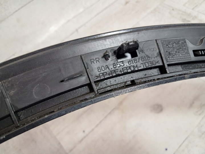 AUDI Q5 II 80A MOULURE REVÊTEMENT GARDE-BOUE DROIT ARRIÈRE ARRIÈRE 80A853818