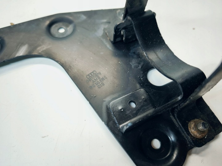 POIGNÉE FIXATION DODATKOWEJ POMPES À EAU AUDI A4 B8 A5 8T 2.0 TDI 8K0145896C