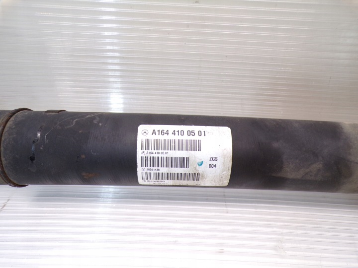 ARBRE DE TRANSMISSION AVANT MERCEDES W251 W164 ML X164 GL 1644100501