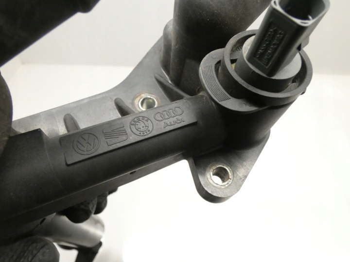 CHÂSSIS THERMOSTAT TUBES EAU SKODA FABIA I 1.2 54KM AWY 99-08