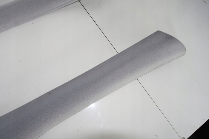 MERCEDES W203 PROTECTION MONTANTS GAUCHE DROITE POTEAU NAKLADK 2036901025 2036900925