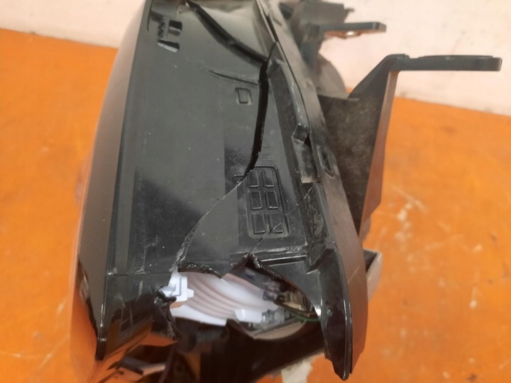 KIA SPORTAGE V 21- PHARE DROITE AVANT PROJECTEUR DROIT 92102R2150