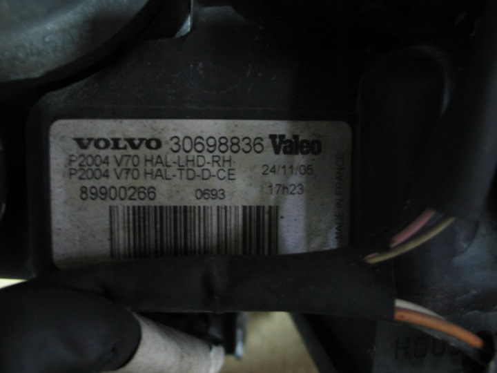 PHARE DROIT AVANT VOLVO S60 V70 XC70 LIFT 05-07R. 30698836 EUROPE