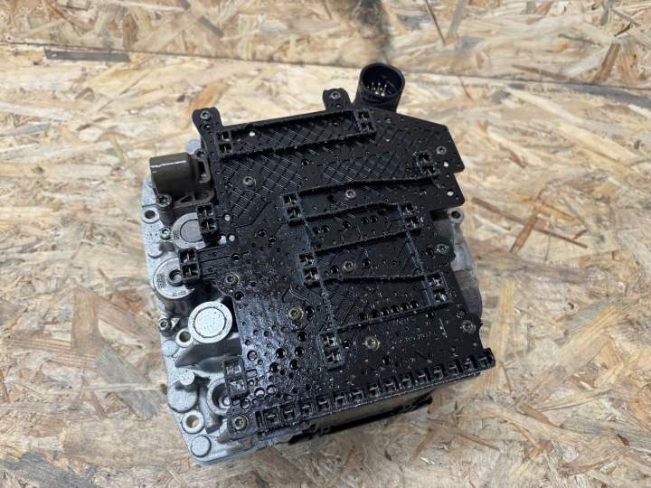 SKODA AUDI VW SEAT MECHATRONIKA SRZYNI VITESSE 0GC927711H 0GC325025E
