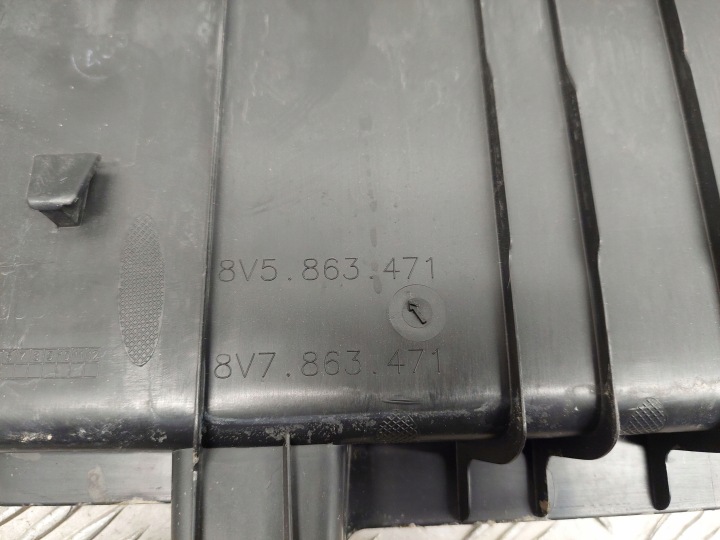 AUDI A3 S3 8V 8V5863471 ARRIÈRE PROTECTION COURROIE COUVERCLES DE COFFRE