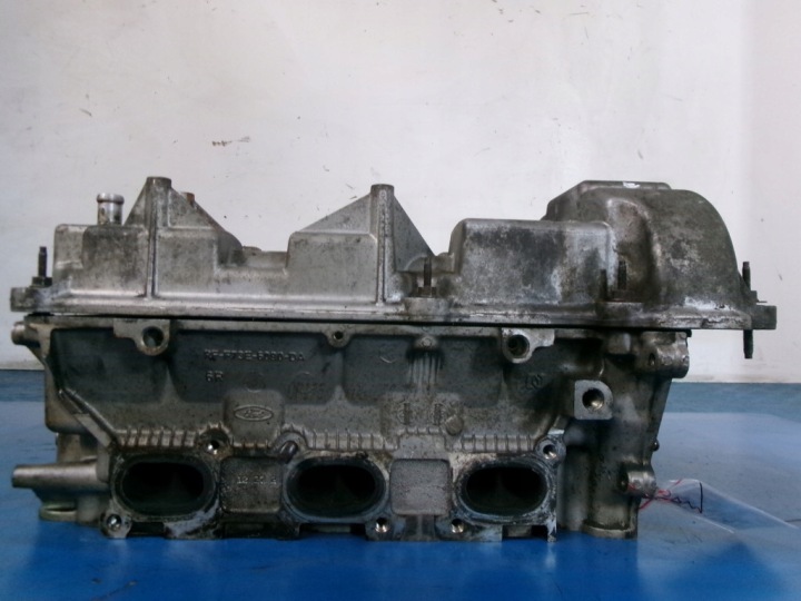 FORD COUGAR MK1 2.5 V6 CULASSE MOTEUR DROITE RF-F73E-6090-DA
