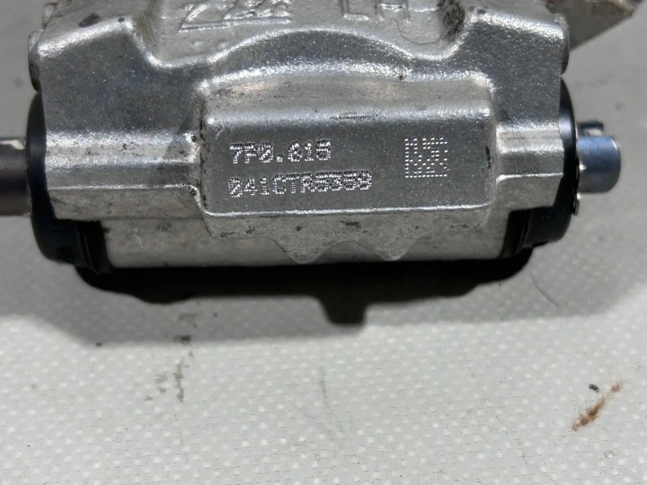 ARRIÈRE GAUCHE PETIT MOTEUR FREINS MANUEL VW TOUAREG (7P5) 7P0609723B 3.0L
