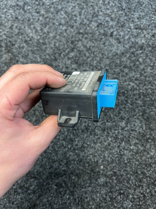 CONTRÔLEUR MODULE DE COMMANDE D'ÉCLAIRAGE AUDI A6 C6 4F0907357C 5D700888625