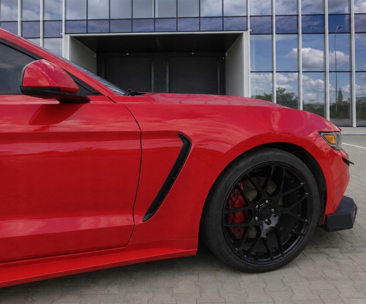 AILE VERS FORD MUSTANG 2015-2017 ENSEMBLE