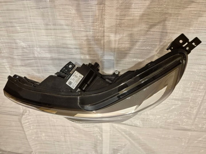 RENAULT CAPTUR 2 LIFT 2024 PHARE AVANT GAUCHE 260604753R
