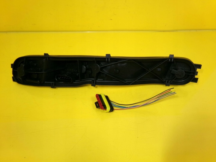 DOUILLE D'AMPOULE GAUCHE ARRIÈRE SMART FORFOUR 2004 27969016 NR287