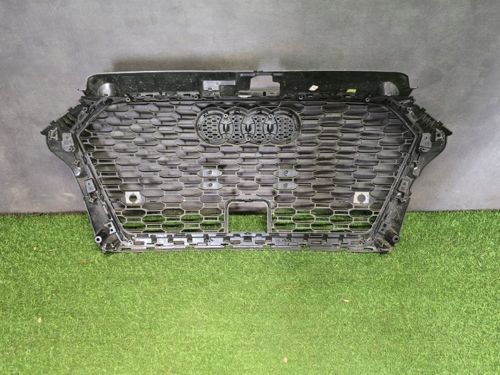 GRILLE CALANDRE AUDI RS3 8V5 BERLINE LIFT