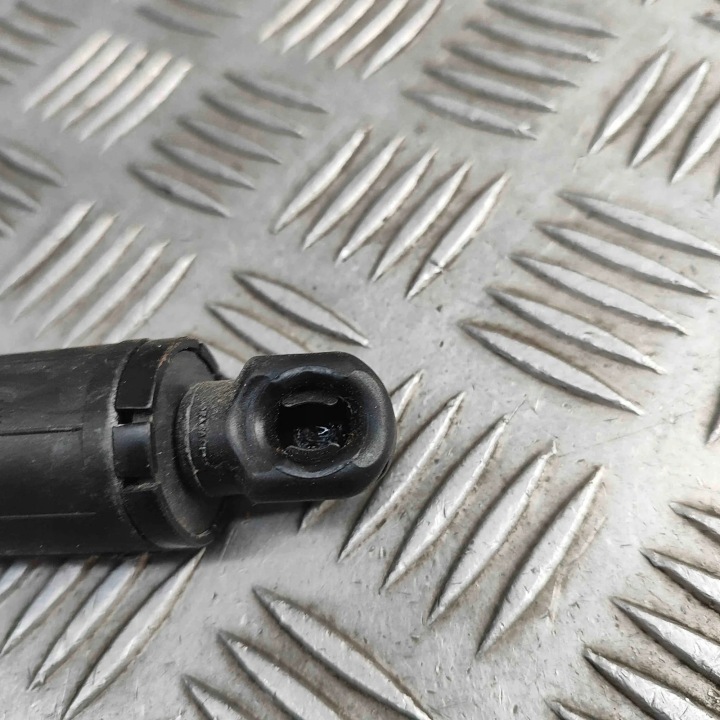 DROIT SERVOMOTEUR COUVERCLES DE COFFRE COUVERCLES DE COFFRE SKODA ENYAQ IV SUV (5AC, 5AZ) 5LG827552A