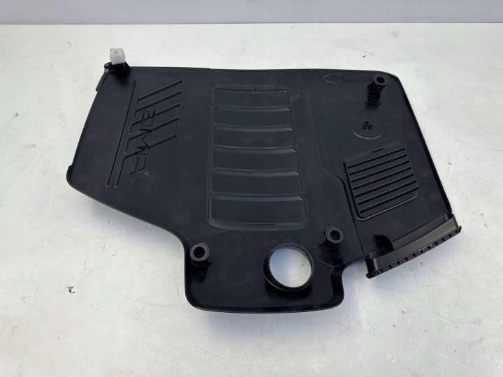 COUVERCLE PROTECTION MOTEUR MERCEDES AMG A2560100403