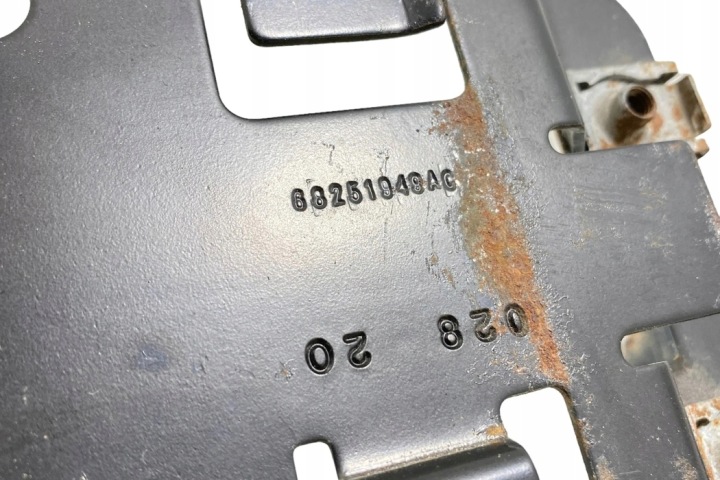 AUTRE PIÈCES INTERNE JEEP GRAND CHEROKEE IV (WK, WK2) 68251949AC 3.6L