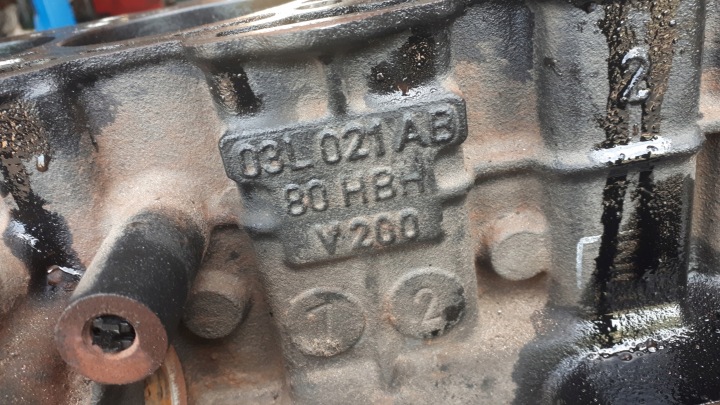 A5 A4 B8 BLOC ARBRE BAS MOTEUR 2.0 TDI CAHA 170 KM