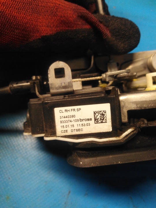 SERRURE DE PORTE DROIT AVANT VOLVO V40 II CROSS COUNTRY