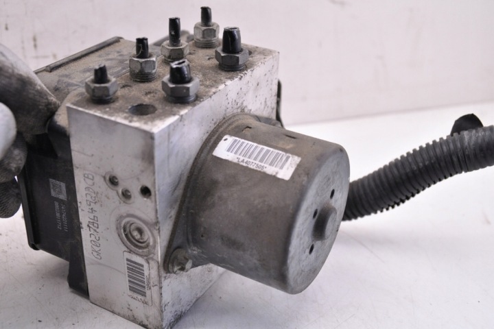 POMPE ABS FORD GALAXY (WA6) BG912C405AB 2.0L DIESEL 103KW 2010