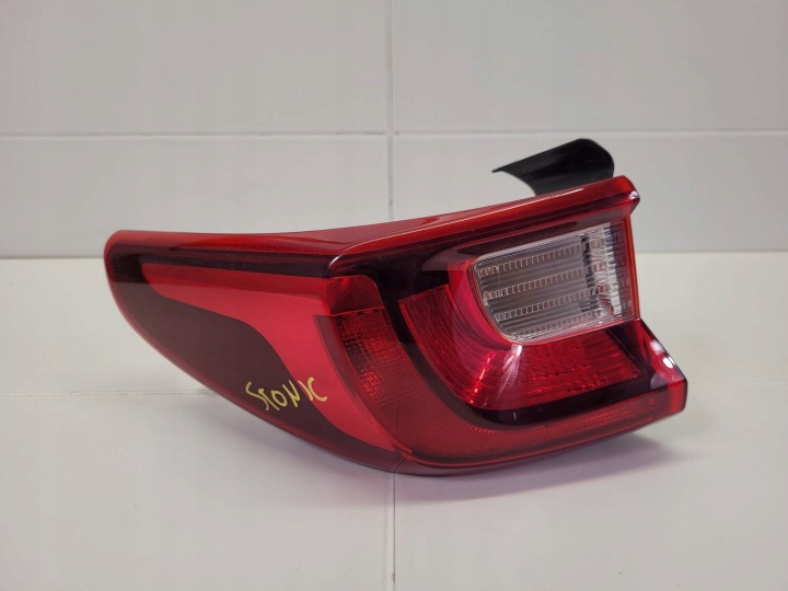 PHARE ARRIÈRE GAUCHE CÔTÉ KIA STONIC 2018 92401H8