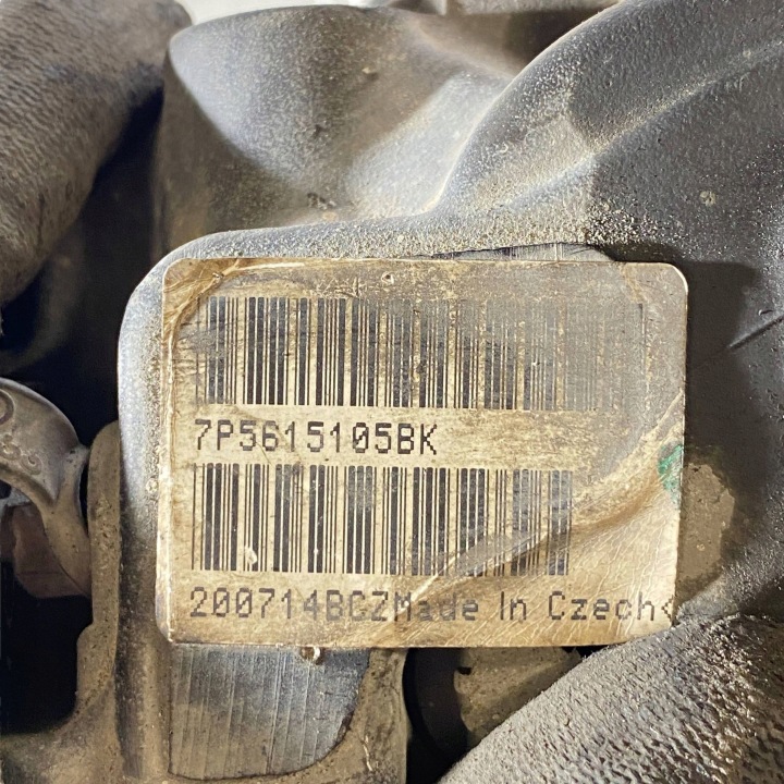 PORSCHE CAYENNE (92A) 2015 GAUCHE CÔTÉ ÉTRIER DE FREIN DE FREIN AVANT