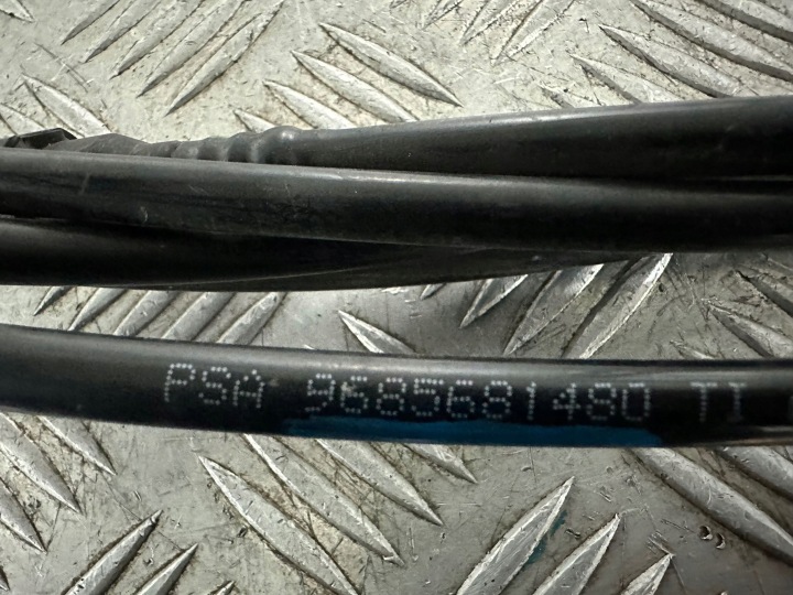 CITROEN C3 II 1.4 8V CONDUITES DE DÉRIVATION CARBURANTS 9685413680 9685681480