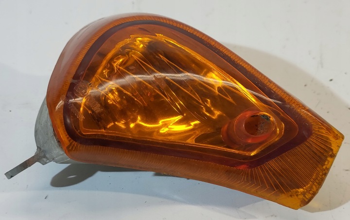 CLIGNOTANT DROIT AVANT 33400-GCM-900 HONDA XL 125 VARADERO 2001-2006R