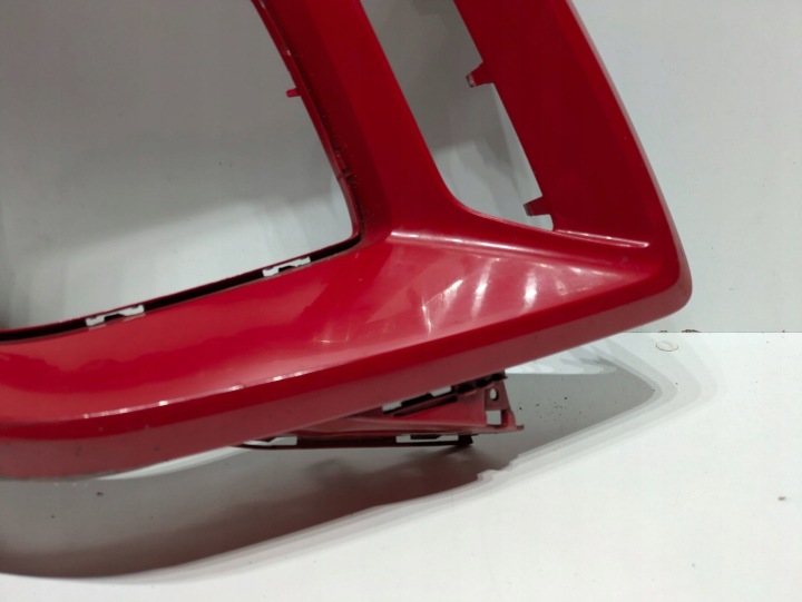 ANGLE PARE-CHOCS AVANT AVANT CÔTÉ DROITE AUDI RS3 8Y 8Y0807438