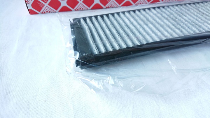 FILTRE CABINES BMW E46 AVEC WEGLEM AKTYWNYM
