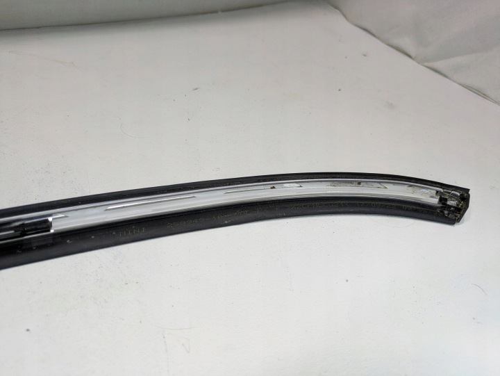 MINI COOPER F56 ARRIÈRE GAUCHE MOULURE GARDE-BOUE ARRIÈRE 25894910