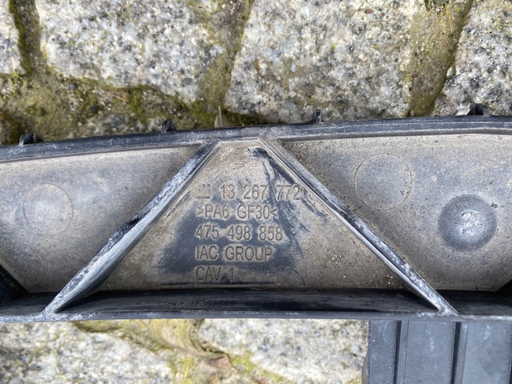 OPEL MERIVA B RENFORCEMENT PARE-CHOCS AVANT 13267772 ORIGINAL