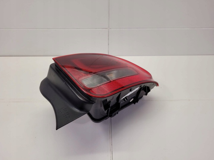 PHARE ARRIÈRE DROITE CÔTÉ CITROEN C4 CACTUS 2016 9800916080