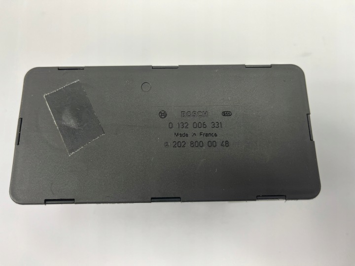POMPE CENTRAL SERRURE COMPRESSEUR MERCEDES W124 W202 2028000048 0132006331