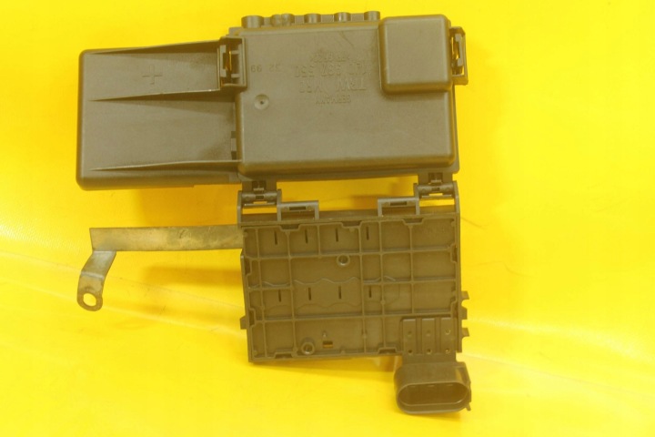 BOÎTE FUSIBLES SEAT TOLEDO II 1J0937550 1.9 TDI VW AUDI SKODA
