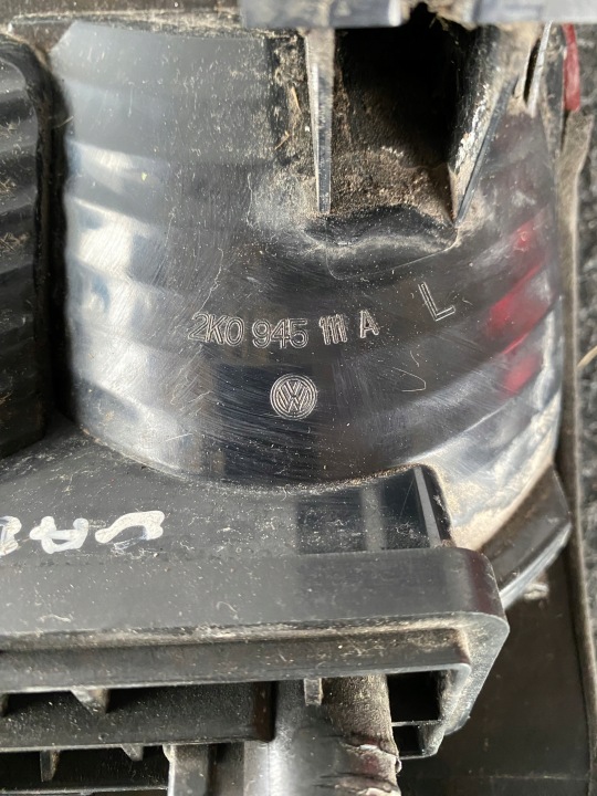 PHARE GAUCHE ARRIÈRE VOLKSWAGEN CADDY III INSERT 4VEX-13A603-AA 2K0945111A