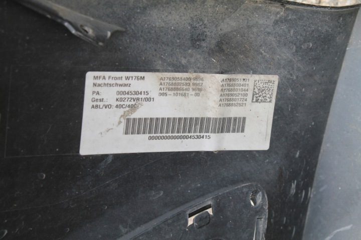 PARE-CHOCS MERCEDES A-KLASA W176 LIFT 15-18 AVANT