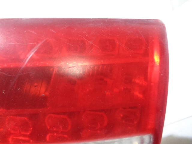 PHARE DROIT ARRIÈRE DANS COUVERCLE DE COFFRE LED AUDI A6 C6 LIFT UNIVERSEL 09-11 4F9945094E