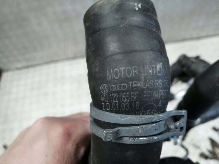 AUDI A6 S6 C8 4K TUYAU FIL EAU 4K0122055BF 4K0121140J