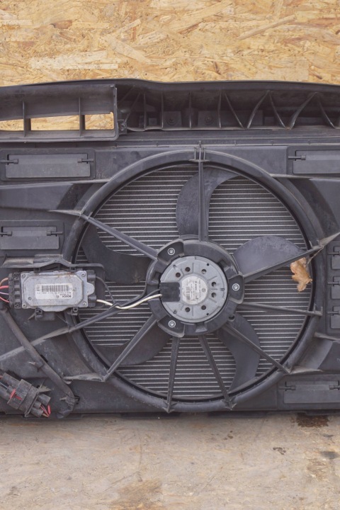 VW GOLF VI PANNEAU AVANT RADIATEURS VENTILATEUR 1.6 TDI (D783)